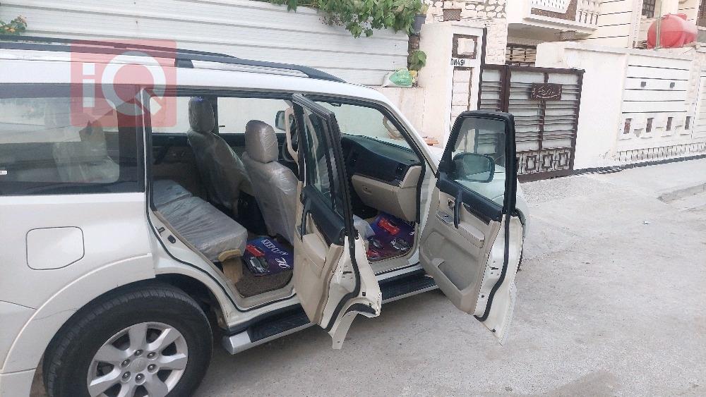 ميتسوبيشي باجيرو